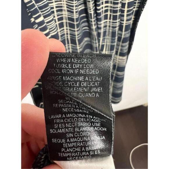 BCBG x Maxaria Dress Stretch Flowy Sleeve Pleated Shift Dress Blue Gold Medium - Picture 5 of 6